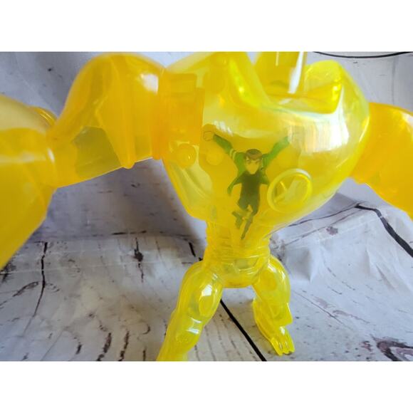 McDonald's Ben 10 armodrillo Ultimate Alien 2011 toy figure - Picture 4 of 7